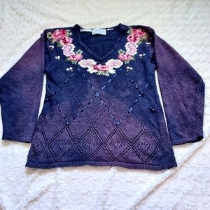 Vintage Jantzen Petite Navy blue Floral Embroidered sweater - Small